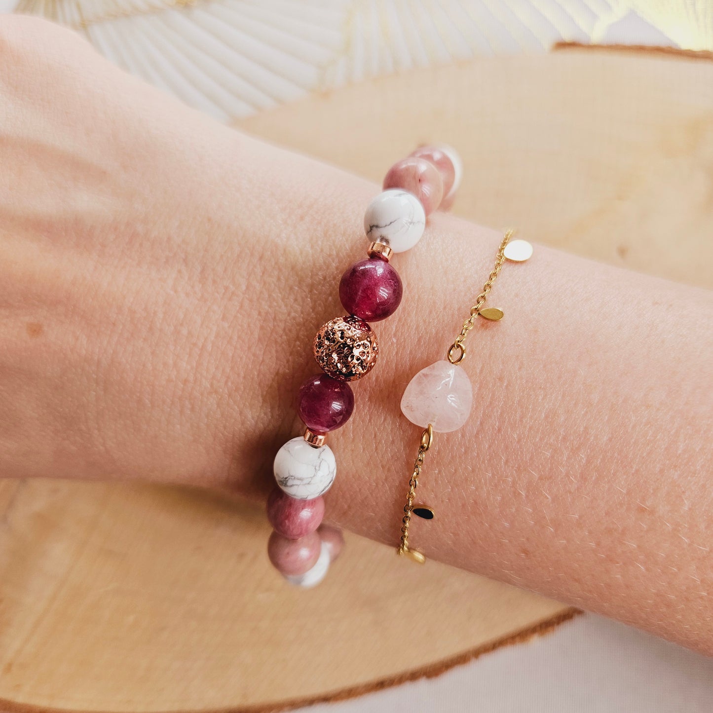 BRACELET FAIT MAIN - FERTILITÉ & GROSSESSE - Rhodonite, Howlite & Grenat