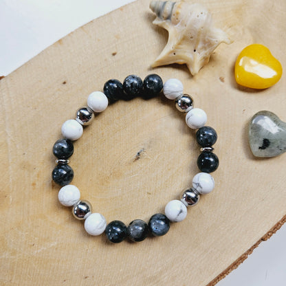 BRACELET FAIT MAIN - NUIT PAISIBLE & HARMONIE - Howlite & Labradorite Noire