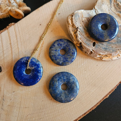 PENDENTIF DONUT - LAPIS LAZULI AVEC CORDON NOIR