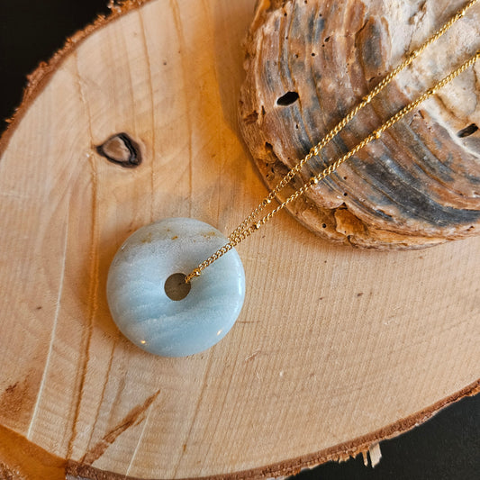 PENDENTIF DONUT - AVENTURINE AVEC CORDON NOIR